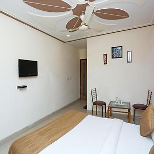 Basic Triple Room